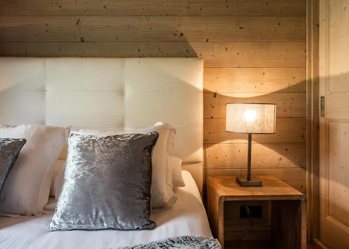 Padouk Moriond - By Emerald *