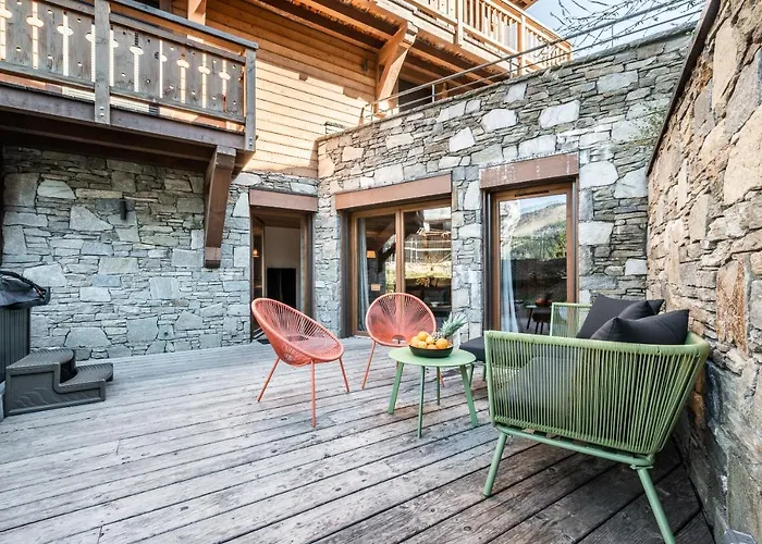 Padouk Moriond - By Emerald شقة