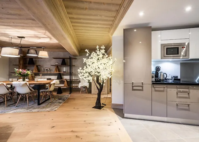 Padouk Moriond - By Emerald * Courchevel