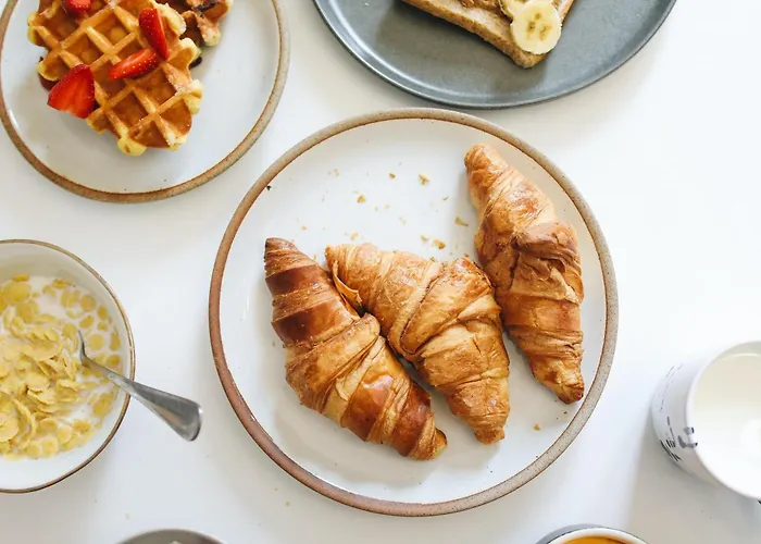 Padouk Moriond - By Emerald Lejlighed