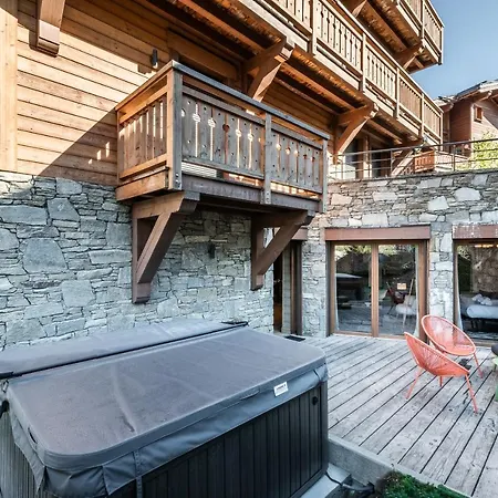 Padouk Moriond - By Emerald Lägenhet