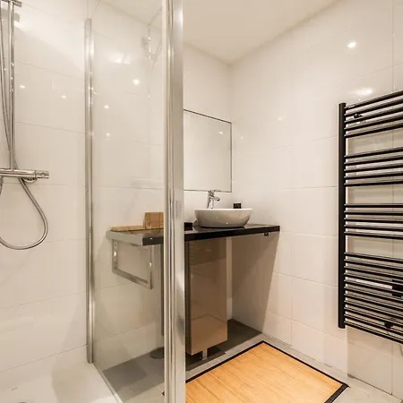 Padouk Moriond - By Emerald